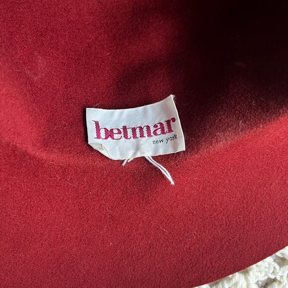 Vintage 70s Betmar Red Wool Wide Brim Hat with Striped Bow Ribbon - Picture 5 of 6
